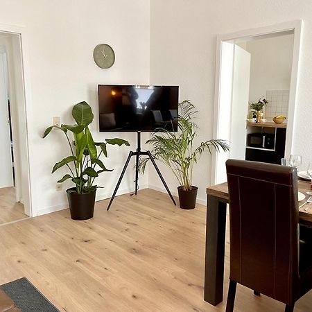 Endless: Studio Mit Netflix + Workstation Im Zentrum Schwerin  Bagian luar foto