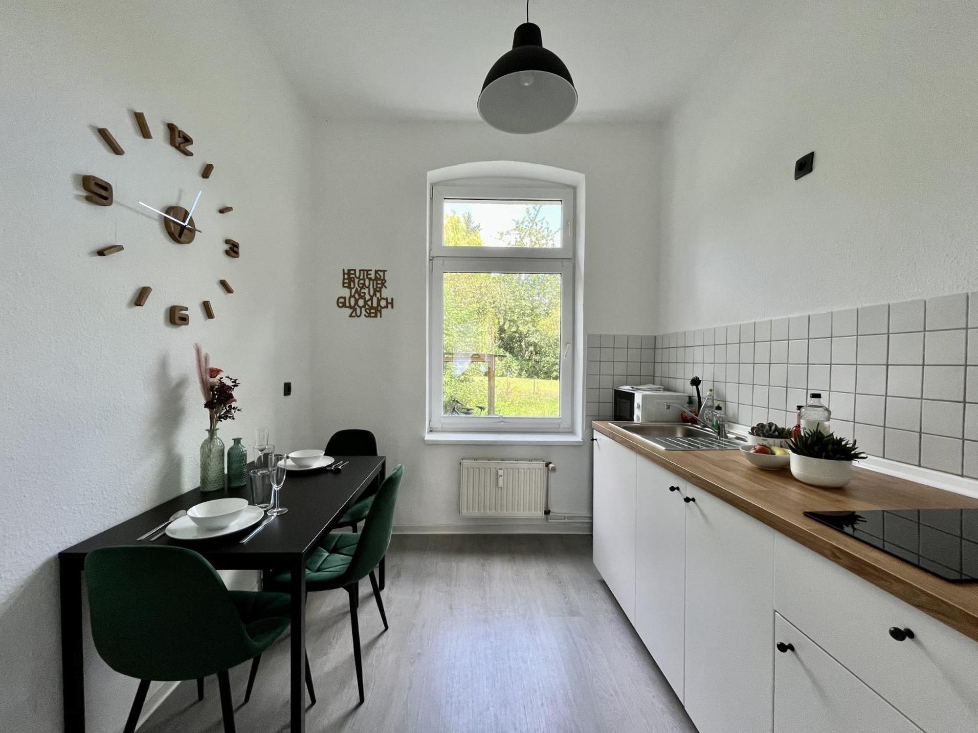 Endless: Studio Mit Netflix + Workstation Im Zentrum Schwerin  Bagian luar foto