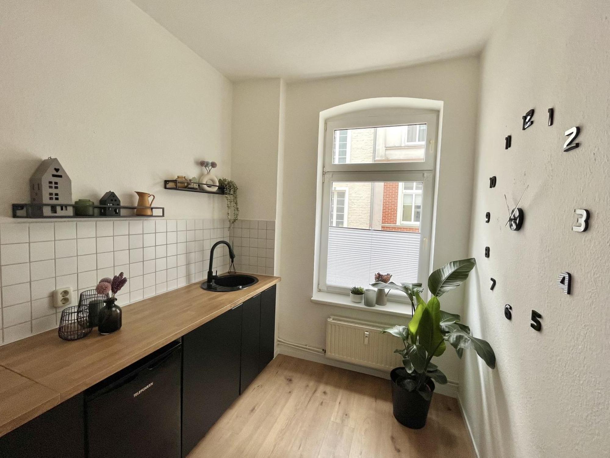 Endless: Studio Mit Netflix + Workstation Im Zentrum Schwerin  Bagian luar foto